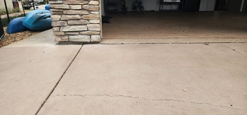Cracked driveway before concrete lifting in Homosassa FL